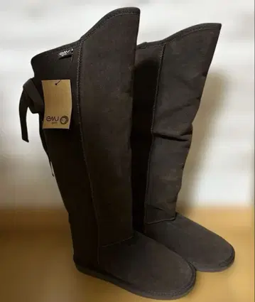 미사용 새상품 EMU Avoca 롱 부츠 다크 브라운 24cm
