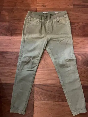 BAYFLOW 올리브 그린 치노 팬츠