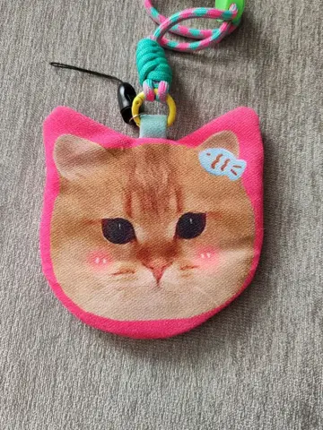 렌렌 얼굴 디자인 파우치