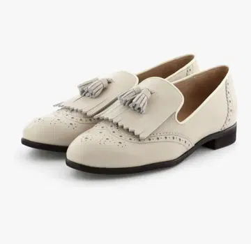 새상품! HIMIKO 메달리온 태슬 로퍼