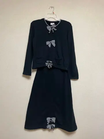 WONDERFUL WORLD 블랙 리본 셋업