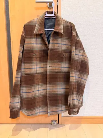 NANO UNIVERSE 브라운 계열 체크 자켓