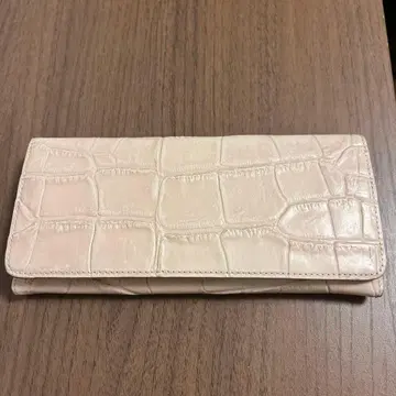 크로커다일 패턴 장지갑