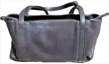 겐텐 다크 브라운 가죽 토트백