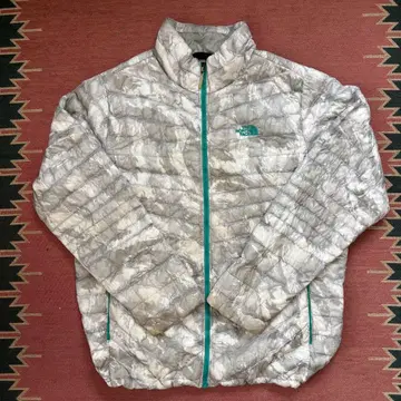 The NORTH FACE ThermoBall Trekker Jacket