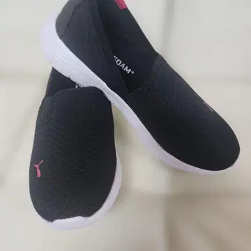 Puma 슬립온 여성용 24.5cm