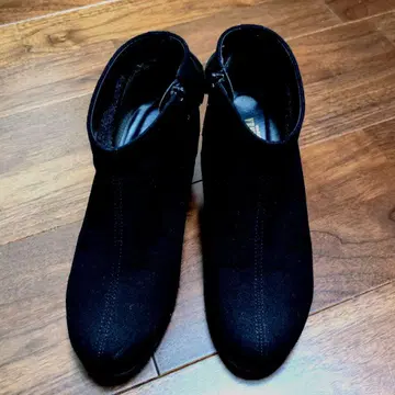 에스페란자 블랙 스웨이드풍 리본 포함 부티 S 사이즈