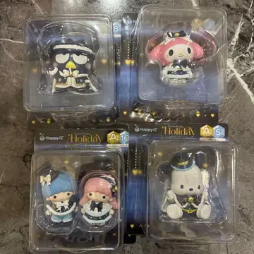 산리오 해피 굿즈 홀리데이 피규어 4체 세트
