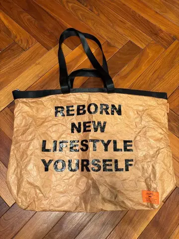 and LIFE's 토트백 종이 봉투풍 페이퍼 백