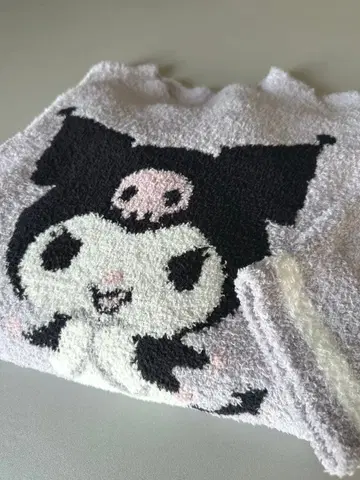 완판템 산리오 쿠로미 룸웨어 풀오버 상의 4L