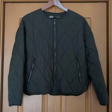 ZARA 블랙 퀼팅 퍼프 자켓