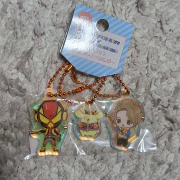 라키아 가면라이더 가브 산리오 키링 폼폼푸딩 람