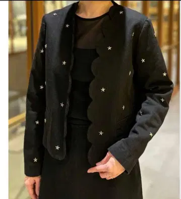 스캘럽 데님 자켓