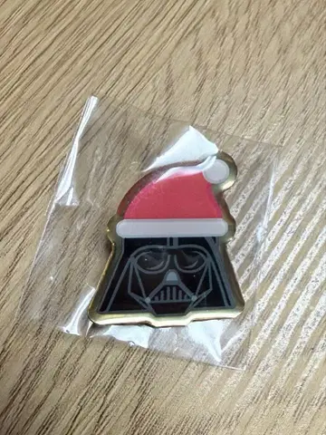 스타 워즈 산타 모자 다스 베이더 핀 배지