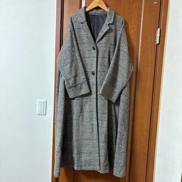 스튜디오 클립 체크 무늬 롱 코트