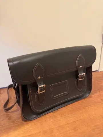 비샵 숄더백 LABOUR AND WAIT