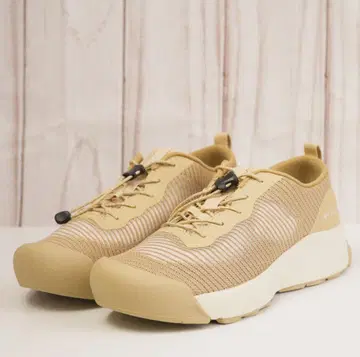 미사용 동급 새상품급 컬럼비아 헤이지 저니 투 브리즈 27cm