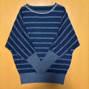 스트라이프 패턴 펄넥 니트 스웨터 M