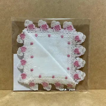 화이트 스누피 긴자와 레이스 손수건