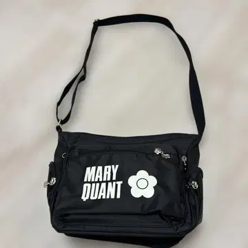 새상품급 MARY QUANT 블랙 숄더백