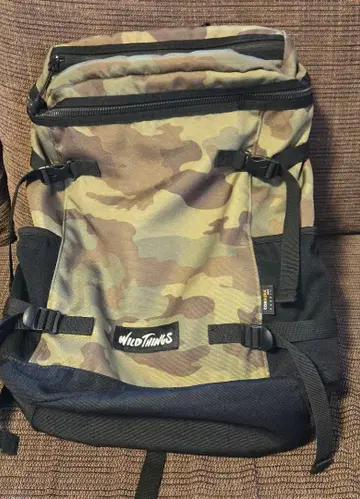 WILD THINGS 카모플라쥬 백팩