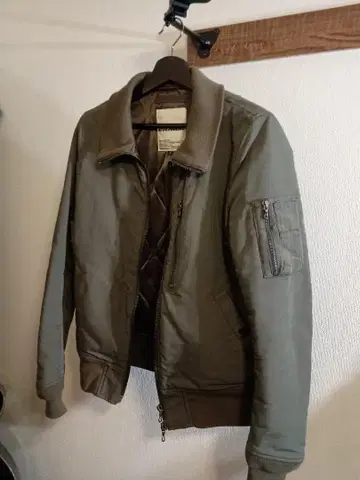 ATTACHMENT C/N 트윌 리브 블루종 3 카키