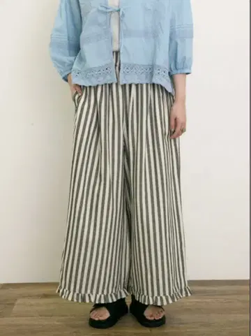 면린넨 밑단 프릴 팬츠