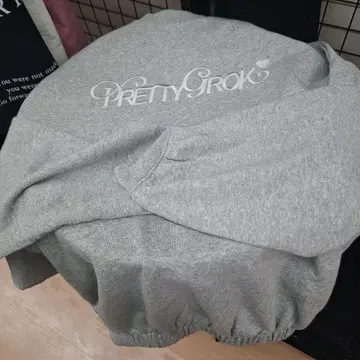 Pretty Grok 그레이 맨투맨