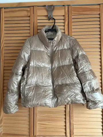 유니클로 울트라 라이트 다운 골드