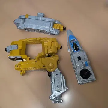 쾌도전대 루팡레인저 VS 경찰전대 패트레인저 완구