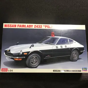 Nissan Fairlady Z432 순찰차 1:24