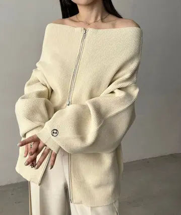 CAPRICIEUX LE'MAGE [ CL ] W 지퍼 폴라넥 니트