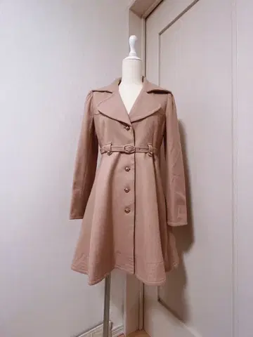 새상품급 윌 셀렉션 핑크 울 코트