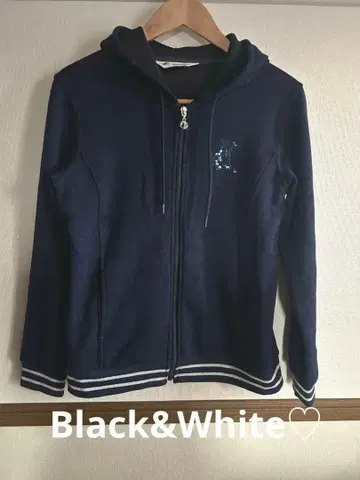 Black&White 후드티 네이비 블랙 앤 화이트