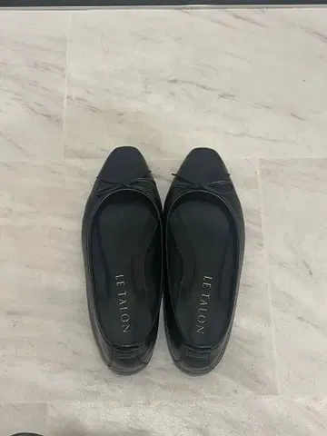 LE TALON 블랙 플랫슈즈 23cm