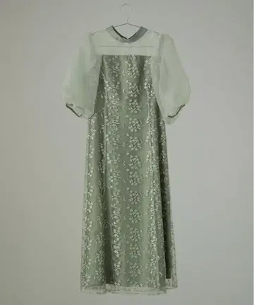 [ M 사이즈 그린 ] 오간자 퍼프 슬리브 자수 레이스 드레스