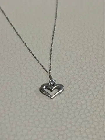 하트형 실버 목걸이