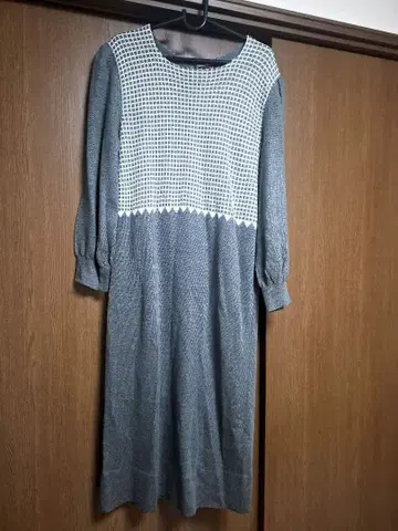 사이토 토요코 그레이 니트 원피스 긴팔