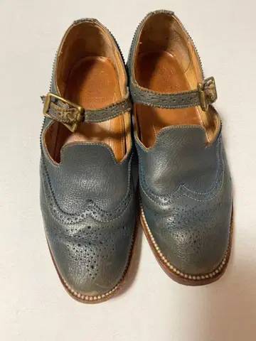 YUKETEN 유케텐 윙팁 메달리온스트 가죽 신발