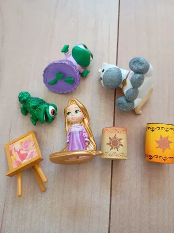 라푼젤 애니메이터 컬렉션 피규어