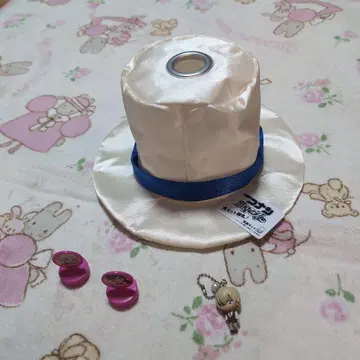 명탐정 코난 괴도 키드 모자와 덤