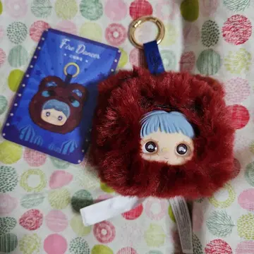 메이메이 크레이지 서커스 파이어 댄서