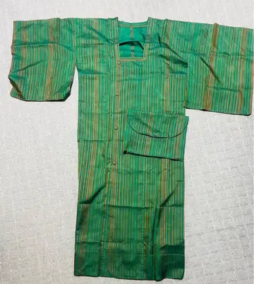 일본 의류 코트 비옷 그린과 오렌지 스트라이프 휴대용 파우치 포함