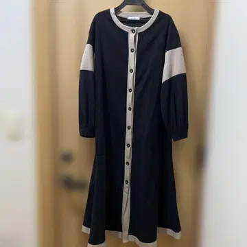 SILENT WORTH 니트 롱 원피스 코트 블랙 베이지