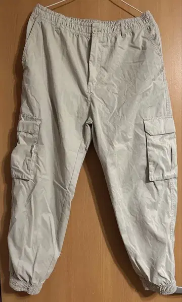 ZARA 베이지 카고 팬츠 L