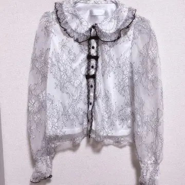 pium 피움 블라우스