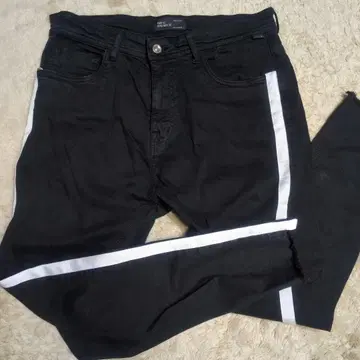 주말 한정판 ZARA MAN 블랙 데님 청바지 사이드 라인