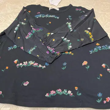 슈퍼 하카 꽃무늬 자수 7부 소매 티셔츠 미사용 새상품