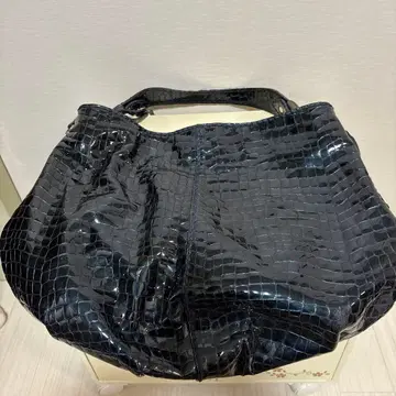 프리니오 비소나 엠보 숄더백 (블루)