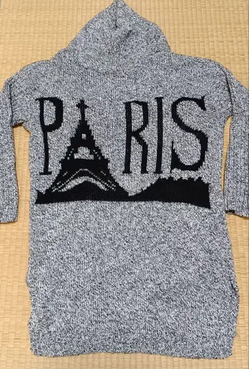 [ 미사용 새상품 ] PARIS 후드 부착 가디건 프리 사이즈